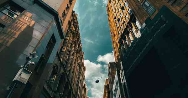 加速度的定义_加速度的定义式的适用范围