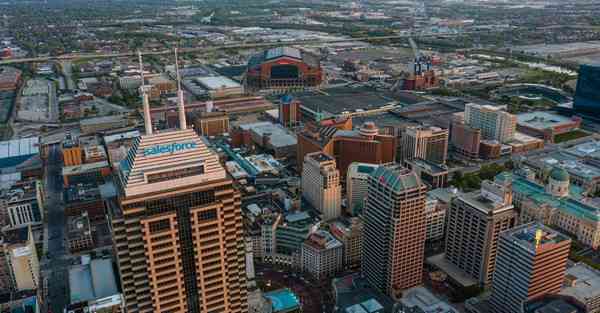 机甲风暴官网下载_鏈虹敳椋庢毚瀹樻柟姝g増鎵嬫父